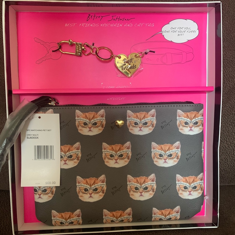 Betsey Johnson wristlet and keychain